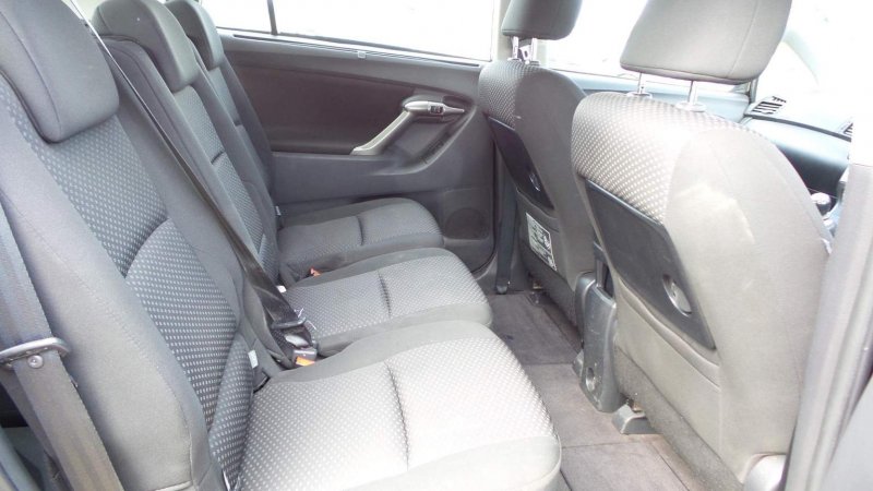 TOYOTA VERSO