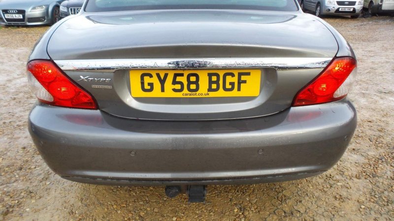 JAGUAR X-TYPE