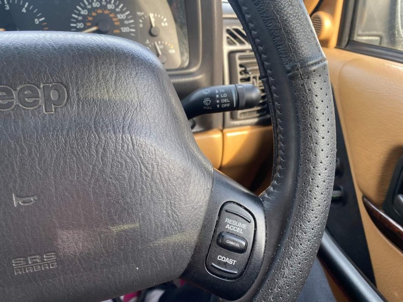 JEEP CHEROKEE
