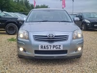 TOYOTA AVENSIS