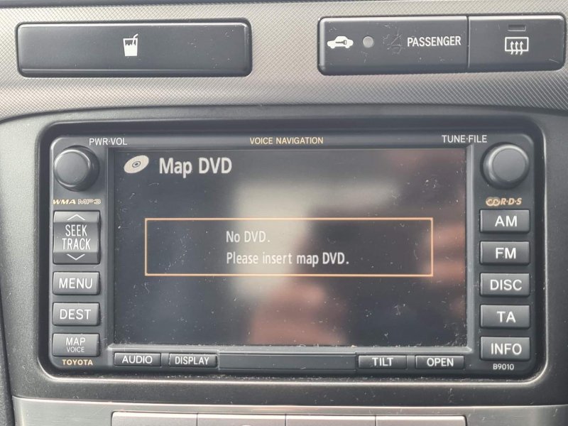 TOYOTA AVENSIS