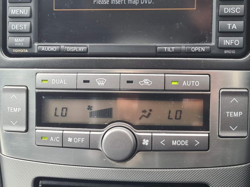 TOYOTA AVENSIS