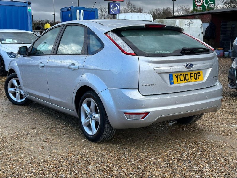 FORD FOCUS