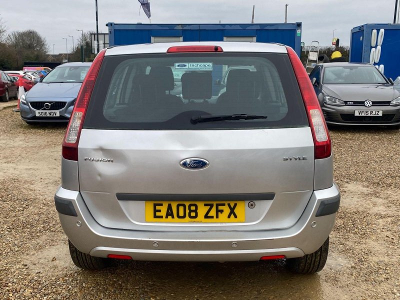 FORD FUSION