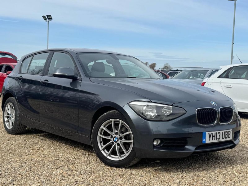 BMW 1 SERIES