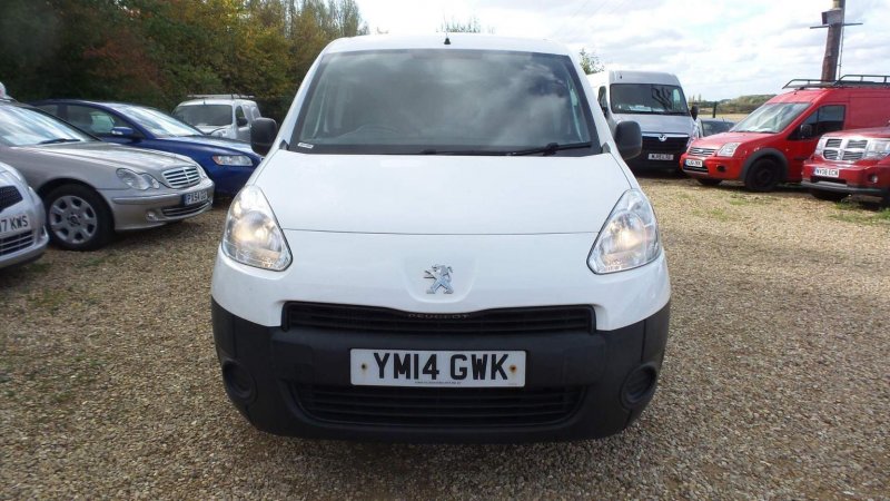 PEUGEOT PARTNER