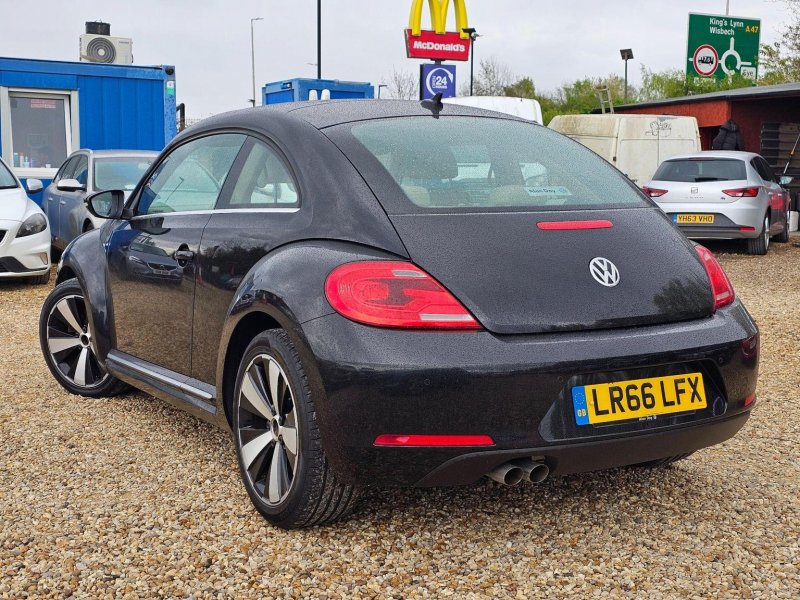 VOLKSWAGEN BEETLE