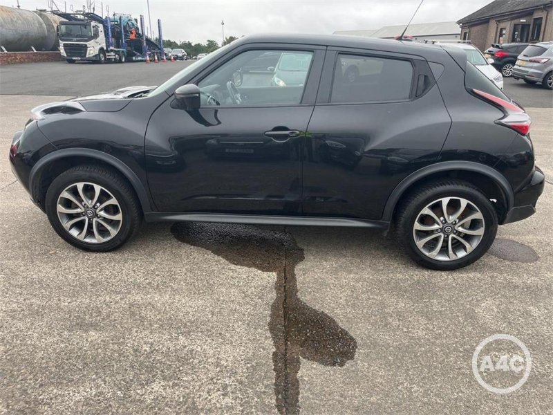 NISSAN JUKE