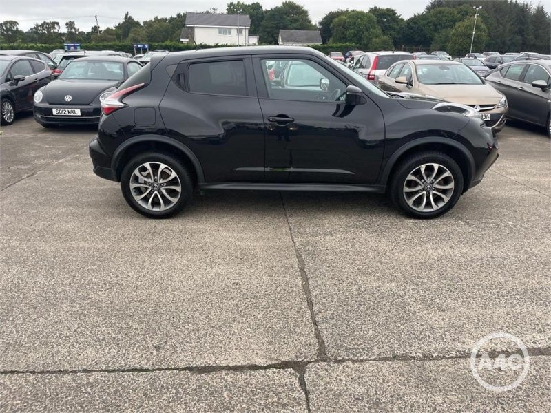 NISSAN JUKE