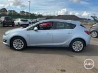 VAUXHALL ASTRA