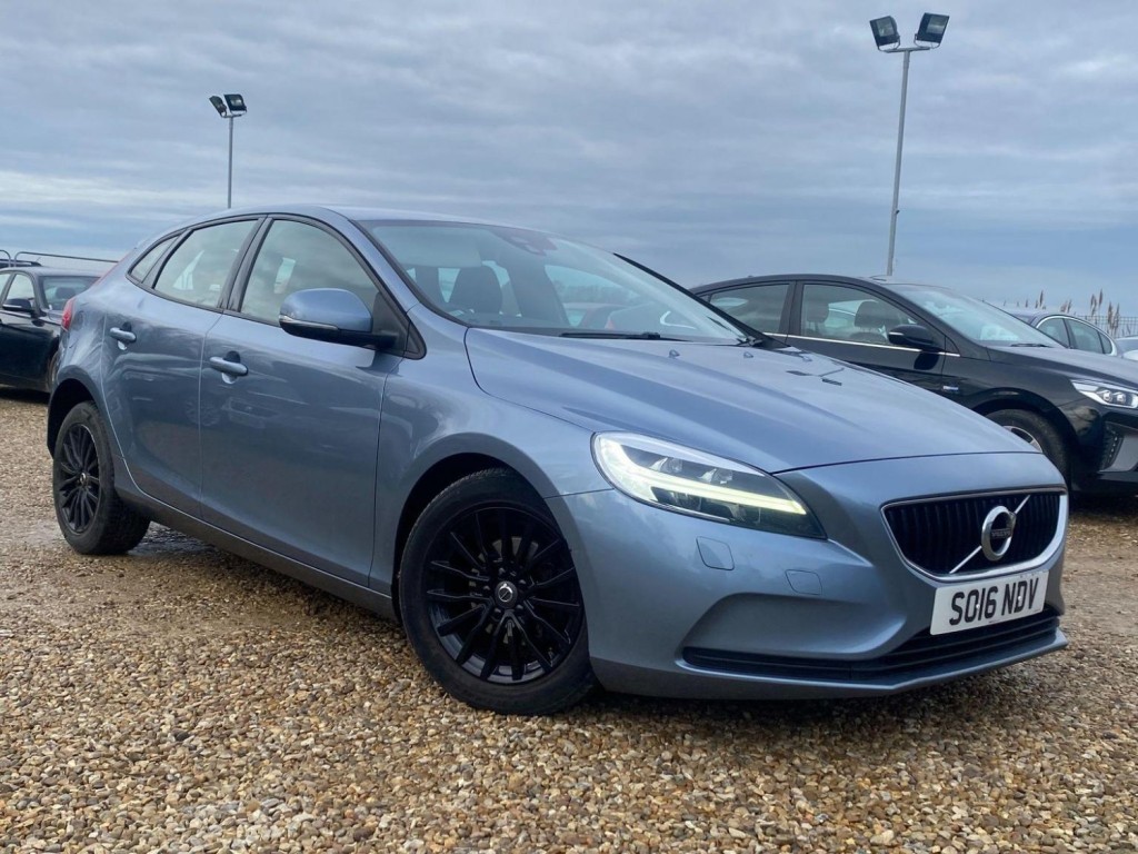 2016 Volvo V40